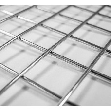 Сетка сварная нержавеющая квадратная в картах AISI 316 20х20х3 мм ГОСТ 23279-2012